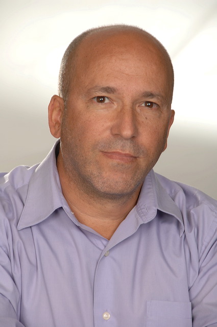 12g_9916.jpg